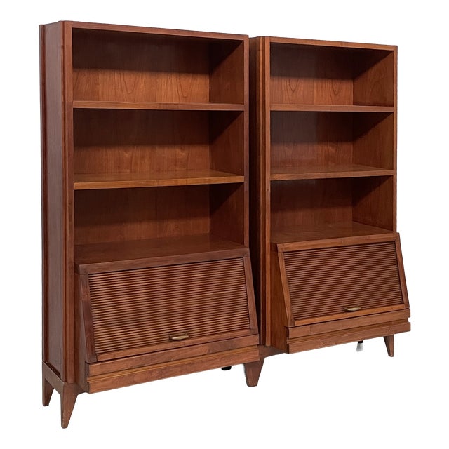 Mid-Century Modern Italian Sideboard in Wood, 1960s For Sale