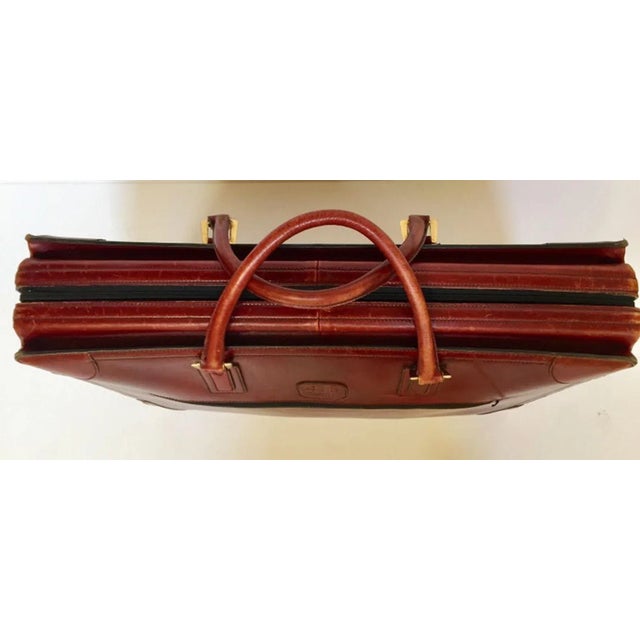 Burgundy Vintage Leather Suitcase "La Bagagerie Paris" Burgundy Bordeaux Luggage For Sale - Image 8 of 12