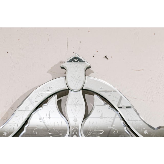 Transitional Vintage Venetian Style Etched Glass Rectangular Wall Mirror For Sale - Image 3 of 17