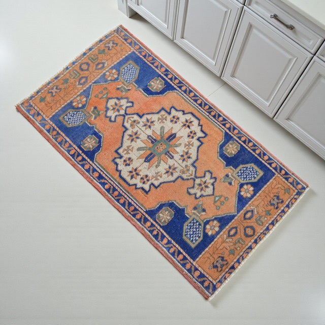 Rustic Hand Knotted Small Oushak Rug Decorative Doormat Enrty Decorc- 1'10" X 3'4" For Sale - Image 3 of 9