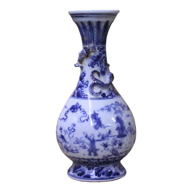 Chinese Blue White Porcelain Precise House Yard Scenery Vase For Sale