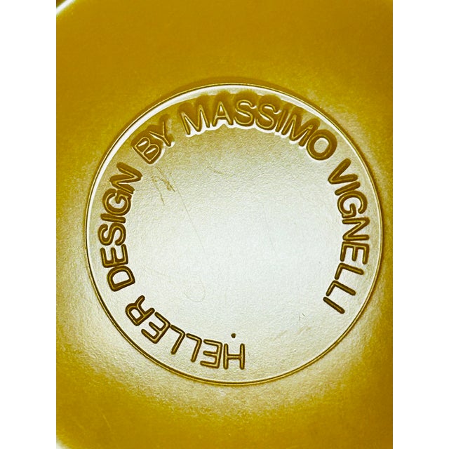 Massimo and Lella Vignelli Vintage Heller Massimo Vignelli Melamine Dinner Stacking Plates MCM Italian Design Set of 6 For Sale - Image 4 of 4