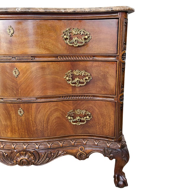 1980s Henredon Louis XV Style Serpentine Mahogany Commode With Marble Top & Ball and Claw Feet For Sale - Image 14 of 18
