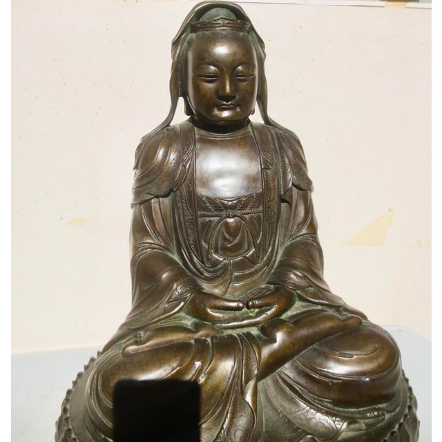 Bronze Buddha Quan Yin, Avalokiteshvara. For Sale - Image 10 of 13