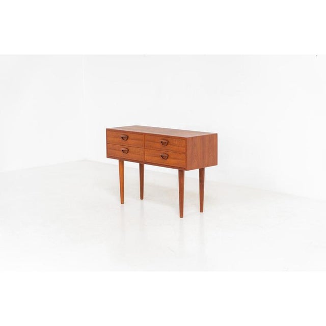 Elegant chest of drawers by Kai Kristiansen for Feldballes Møbelfabrik (Denmark, 1950s). this beautiful chest is made out...