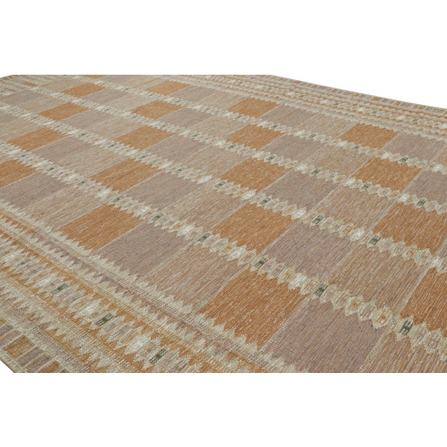 Looking for a custom size? For more information on customization capabilities, please reach out to custom@chairish.com....