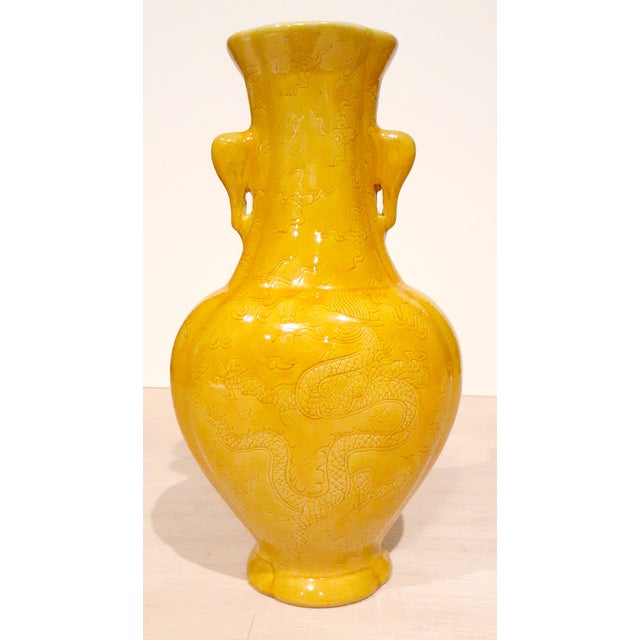 Chinese Chinese Porcelain Dragon Lobed Fengweizun For Sale - Image 3 of 7