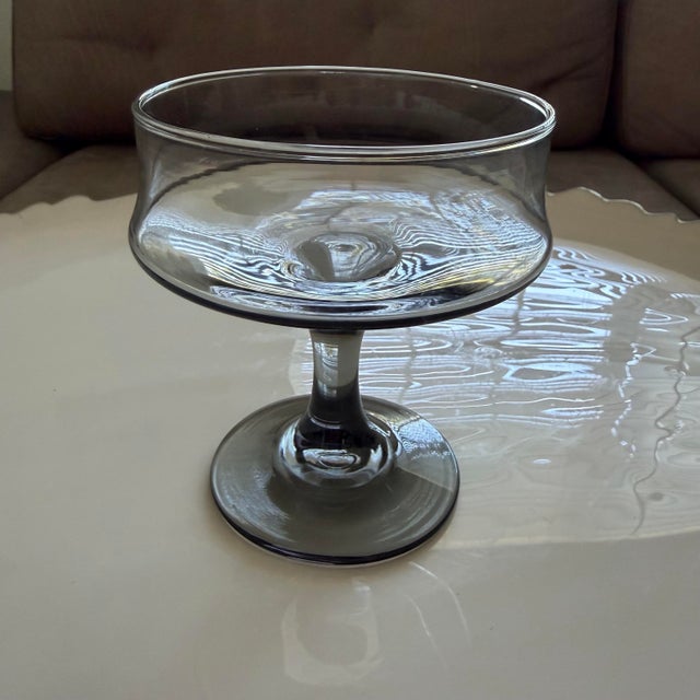 1970s 1970s Mid-Century Libbey Tawny Accent Coupe Glasses - Set of 7 For Sale - Image 5 of 7