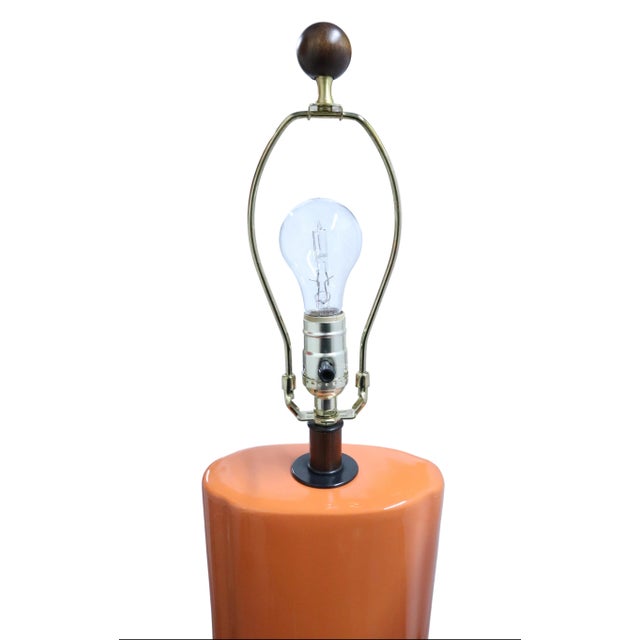 Pumpkin Late 20th Century Robert Abbey Orange Ceramic Table Lamp With Wooden Base and Finial For Sale - Image 8 of 11