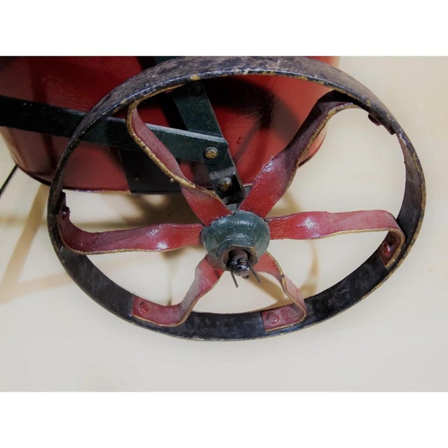 1900 - 1909 Early 20th Century English Painted Water Barrow For Sale - Image 5 of 5