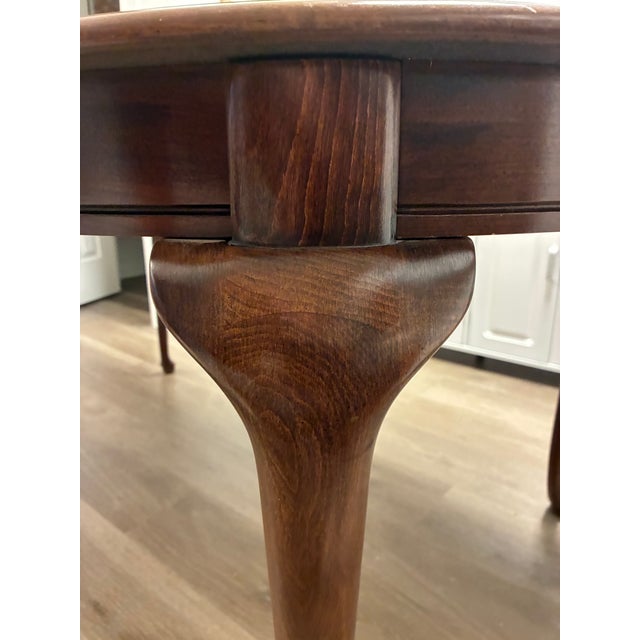 Queen Anne 1980s Thomasville Furniture Winston Court Collection Solid Cherry Traditional Dining Table 20621-321 For Sale - Image 3 of 7