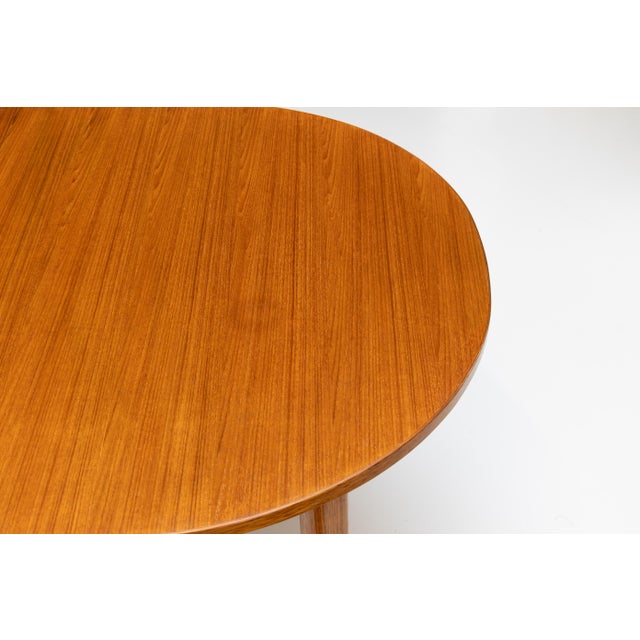 Brown Mid-Century Modern Extendable Dining Table, 1960s For Sale - Image 8 of 11