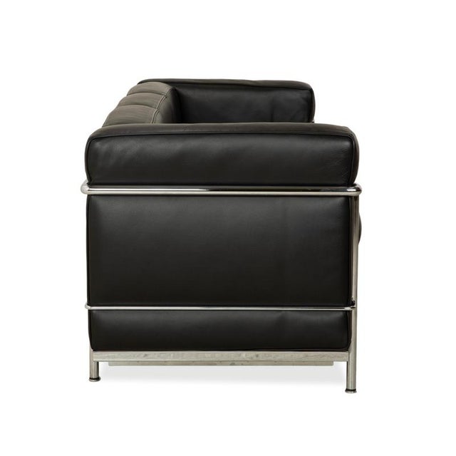 LC 2 3-Seater Sofa in Black Leather by Le Corbusier for Cassina For Sale - Image 13 of 16