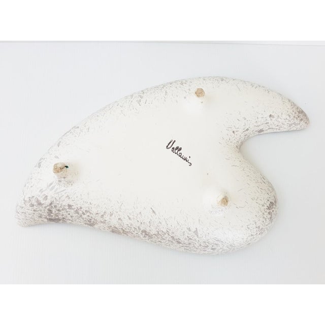 Vintage French Tripod Fruit Bowl in Ceramic by A. Borty for Vallauris, 1950 For Sale - Image 4 of 8