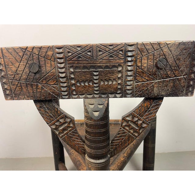 Ethiopian Gurage Chieftains Chair in Hand-Carved Hardwood, 1930s For Sale - Image 13 of 18