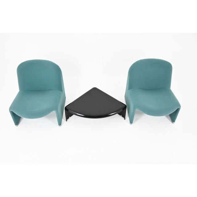 Metal Alky Chairs and Table by Giancarlo Piretti for Anonyma Castelli, 1970s, Set of 3 For Sale - Image 7 of 10