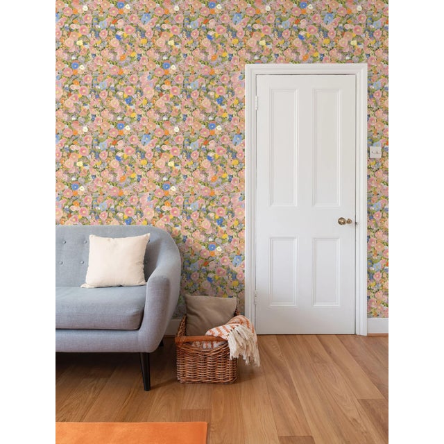 Traditional The Petunia Meadow Floral Removable Wallpaper 3 Yard Roll For Sale - Image 3 of 8
