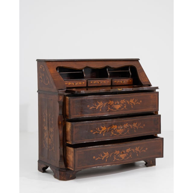 This distinguished secretary desk, crafted in England during the nineteenth century, exemplifies the refined cabinetmaking...