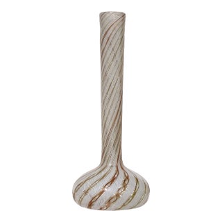 Vintage Murano Fratelli Toso White Copper Aventurine Ribbons Italian Art Glass Soliflore Flower Vase For Sale