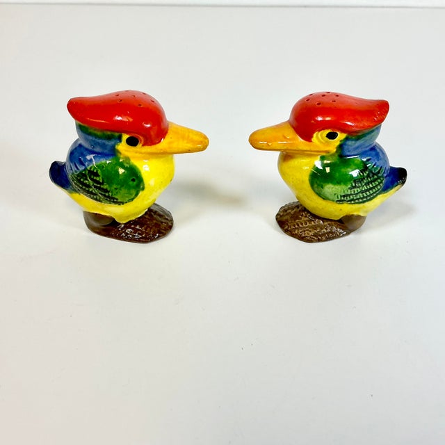 Figurative 1950s Vintage Coastal Boho Chic Sanderling Shore Bird Salt & Pepper Shakers - A Pair For Sale - Image 3 of 14