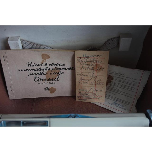 Consul Typewriter in Two-Tone Cream and Aqua, Czechoslovakia, 1960s For Sale - Image 9 of 13