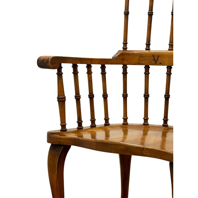 Wood English Windsor Armchair, 1870 For Sale - Image 7 of 11