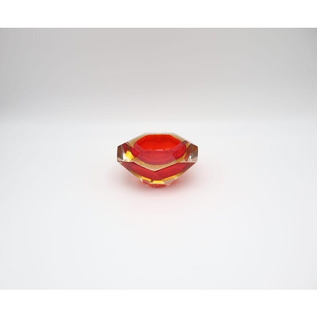Mid-Century Modern Murano Sommerso Glass Vide-Poche by Flavio Poli for Seguso, 1960s, in Very Good conditions. Designed...