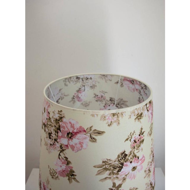 Pink Italian Filigree Table Lamp in Murano Glass For Sale - Image 8 of 17