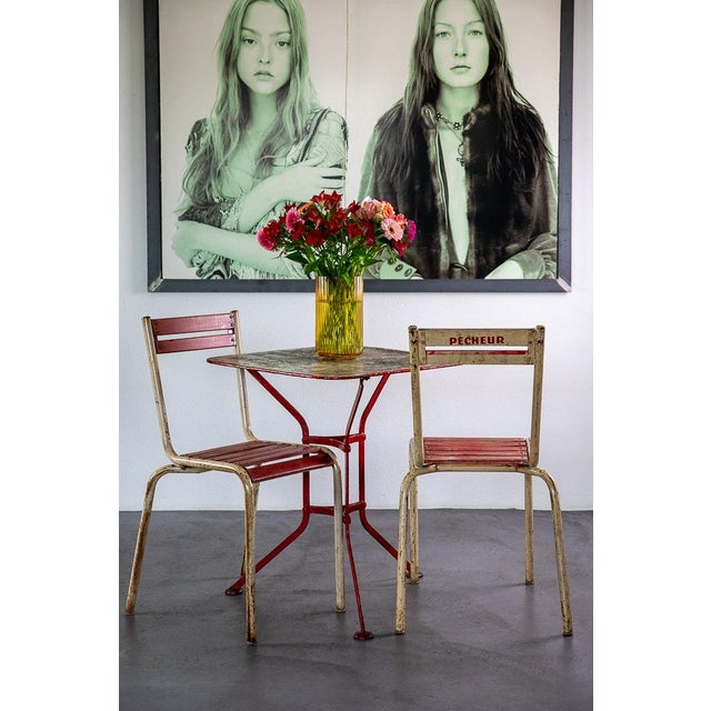 The chairs and square table come from the Brasserie du Pécheur, an Alsatian brewery located in Schiltigheim. The chairs...