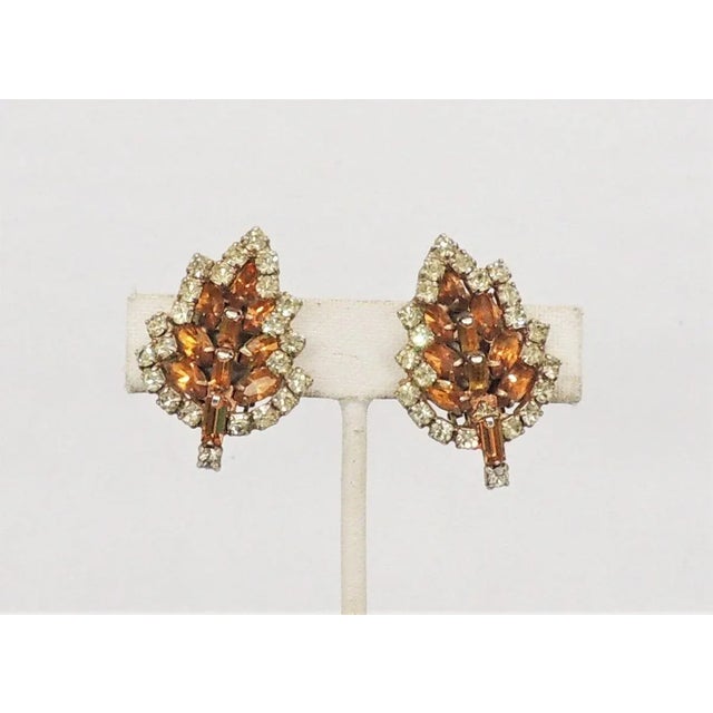 Vintage 1950s Signed Kramer Faux-Citrine Leaf Clip Earrings - 2 Pieces For Sale In Philadelphia - Image 6 of 8