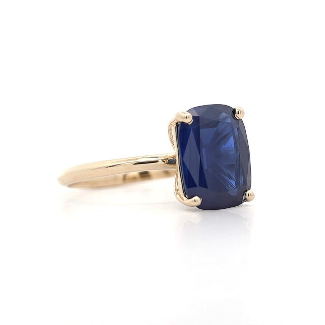 Contemporary Gia Certified 5.11 Carat Cushion Blue Sapphire 14k Yellow Gold Solitaire Ring, Size 7 For Sale - Image 3 of 10