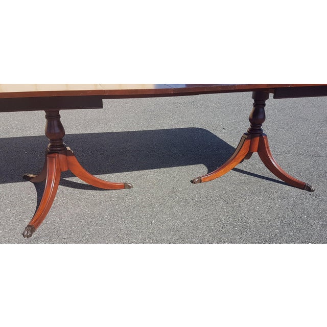 Mid 20th Century Drexel Travis Court Federal Style Mahogany Double Mid 20th Century Drexel Travis Court Federal Style Mahogany Double