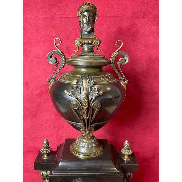 Artist: Barrard Et Vignon Period: 19th century Style: Rome and Antic Greece Condition: Good condition Material: Marble...