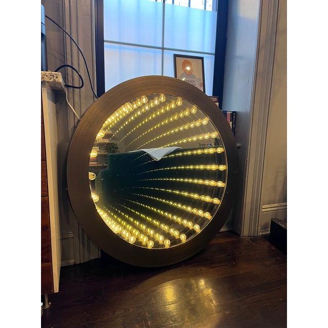 Timothy Oulton Inception Round Medium Mirror – Flat Brass Finish, Like New For Sale In New York - Image 6 of 6