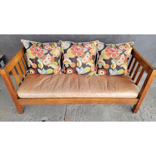 Mission Stickley Mission Oak Settle / Sofa Signed Circa 1910 For Sale - Image 3 of 14