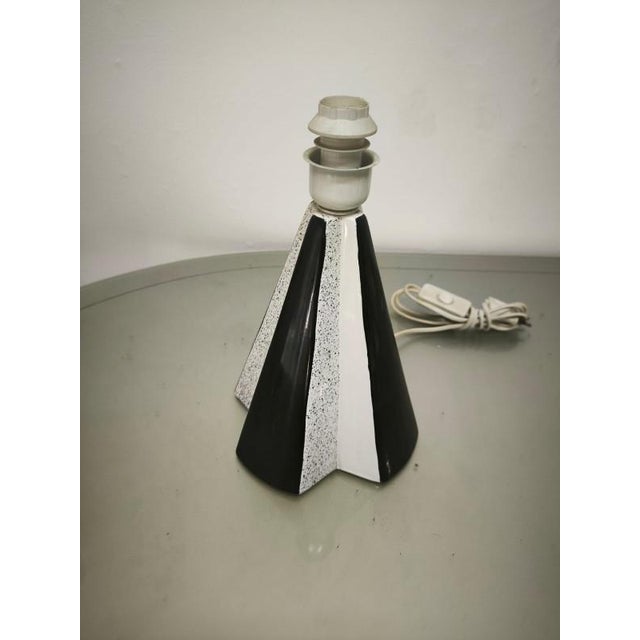 Mid-Century Modern Vintage World Pyramids Lamp, 1970s For Sale - Image 3 of 8