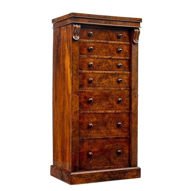 Early Victorian Wellington Burr Walnut Chest, 1840s For Sale - Image 12 of 12