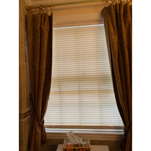 Ralph Lauren Evanston Damask Fabric 16 Yard Bolt For Sale - Image 9 of 10