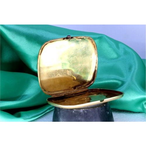 Womens Gold Cigarette Case with Strips For Sale - Image 4 of 7