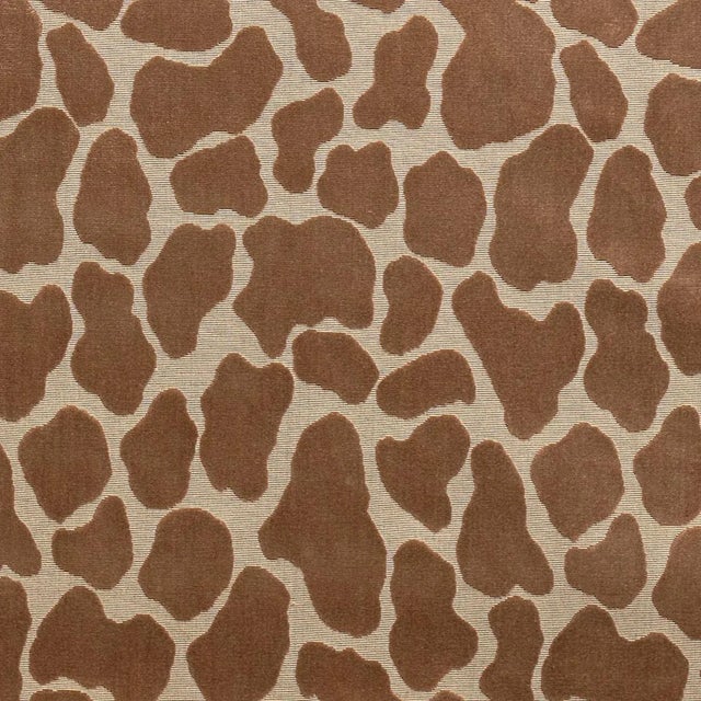 Schumacher SAMPLE - Schumacher Giraffe Velvet Fabric In Safari For Sale - Image 4 of 4