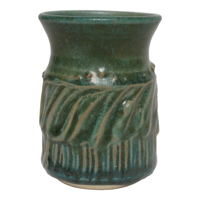 Petite Vintage Green Glaze Studio Ceramic Sgraffito Bud Vase by Deanna Nichols For Sale