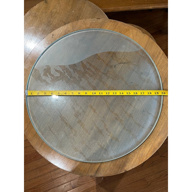 1980s Postmodern Geometric Side Table – 10mm Laser-Etched Glass (Sonneman Style) For Sale - Image 12 of 12
