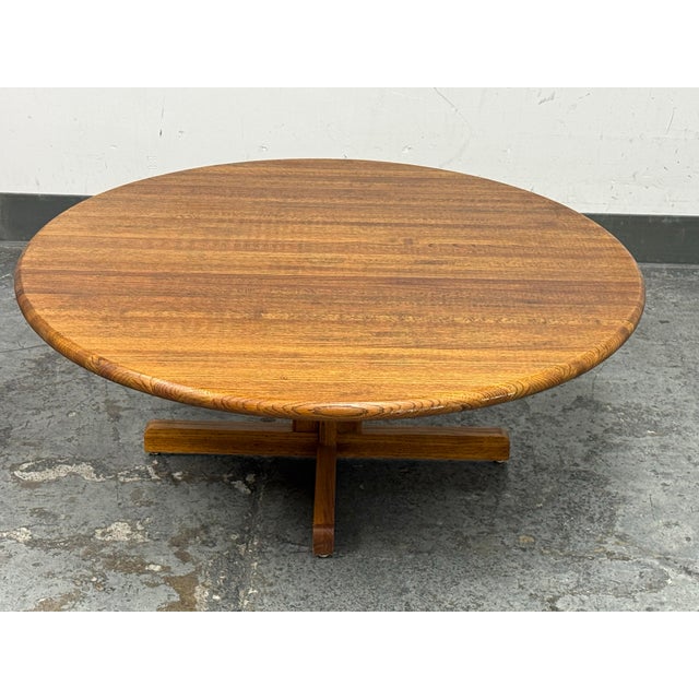 American Modern Round Wood Coffee Table, Mid 20th Century For Sale - Image 12 of 12
