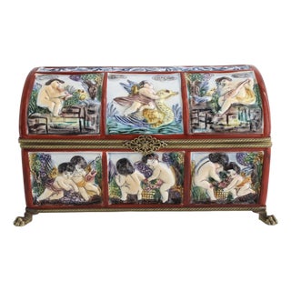 1950s Rare Large Italian Capodimonte Porcelain Majolica Box W/ Putti Relief For Sale