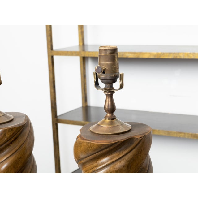 Mid 20th Century French Midcentury Twisted Solomonic Column Style Table Lamps on Lucite - Pair For Sale In Atlanta - Image 6 of 8