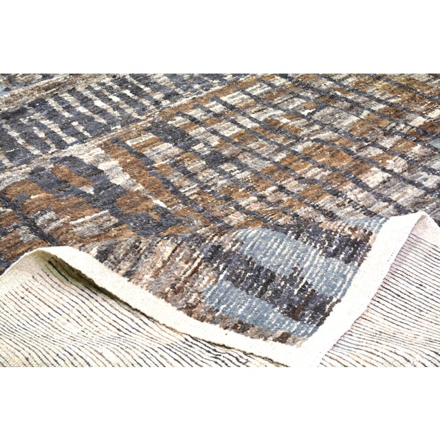 Moroccan Hand Knotted Wool Rug, 8'4"x10'9" For Sale In New York - Image 6 of 6