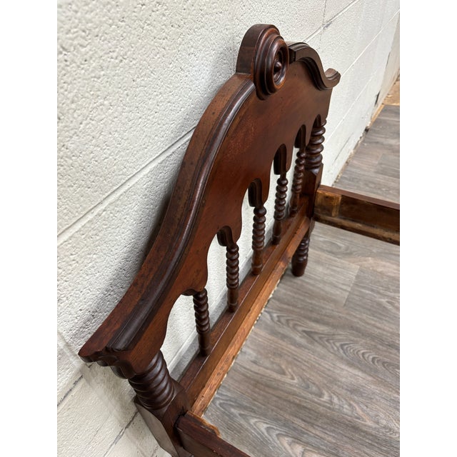 Antique Victorian Late 19th Century Walnut Daybed Youth Bed For Sale In Kansas City - Image 6 of 17