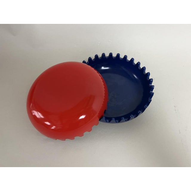 Tin Clam Ashtray by Alan Fletcher for Mebel, Italy, 1970s For Sale - Image 4 of 10