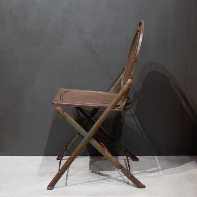 Set of Four Prohibition Era Indusrial Metal Folding Chairs c.1920 For Sale - Image 9 of 18
