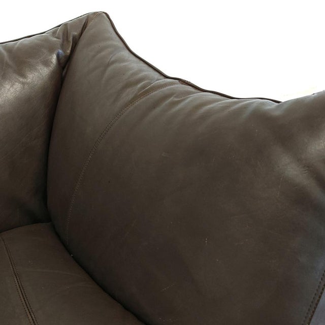 Le Bambole 3-Seater Sofa in Dark Brown Leather by Mario Bellini for B&B Italia, 1970s For Sale - Image 16 of 18